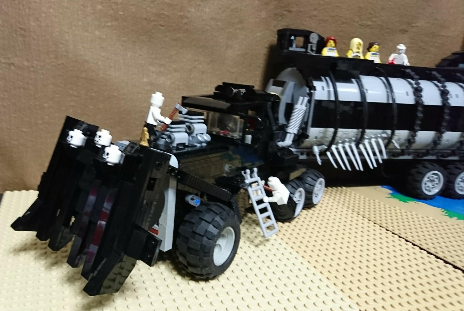 レゴ【マッドマックス】『ウォータンク』 : はるちゃんの☆レゴ(LEGO