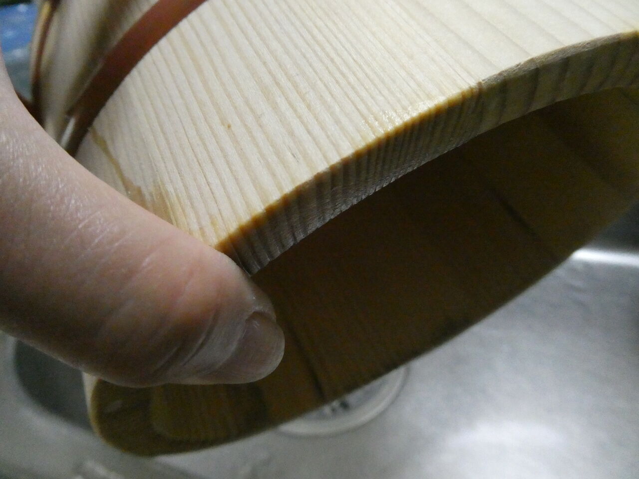 おひつの黒ずみの取り方 おひつの黒ずみ解消のカギは お酢 おうちのこと 暮らしのこと