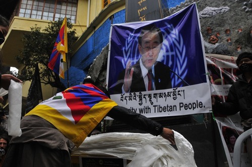 20121208_写真_チベット_焼身抗議_3