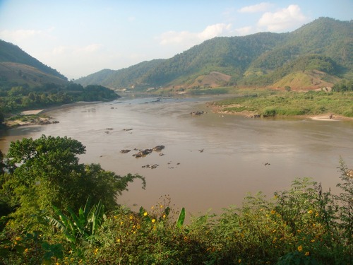 20111216_メコン_ダム