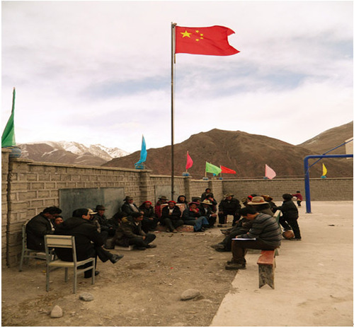 20130721_写真_チベット_五星紅旗_3