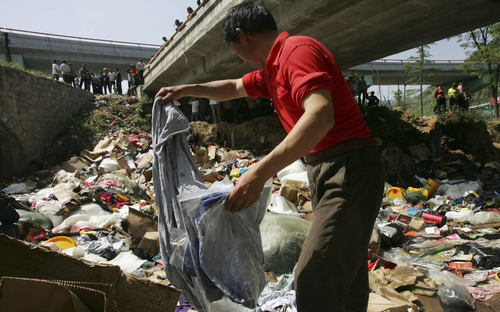 20130430_写真_中国_略奪_2
