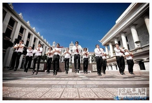 20110703_yearbook_photographs1