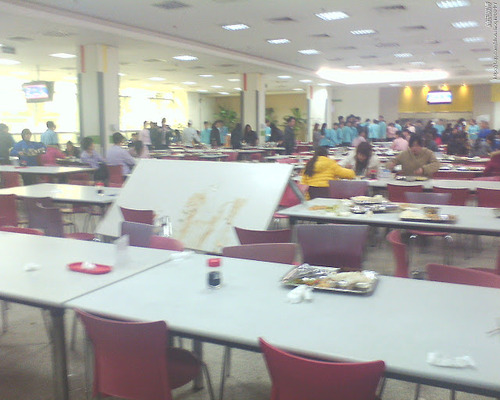 20111229_写真_中国_ストライキ_韓国企業_ボーナス2