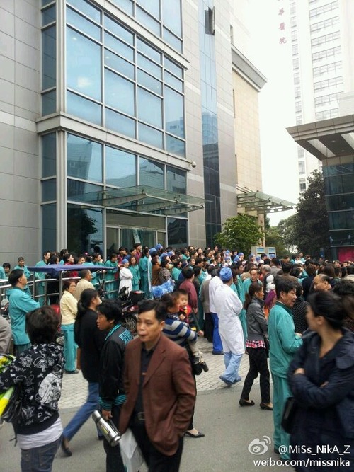 20111107_上海_中国_病院_スト_3