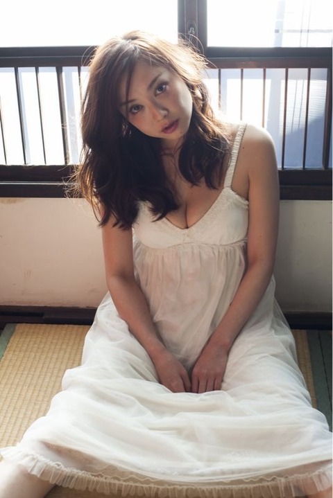 446C3F83-45E5-4232-8102-F781F6206445