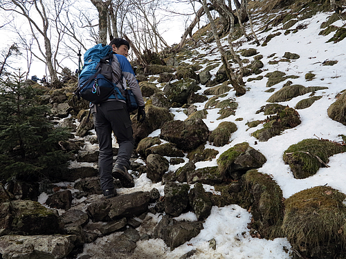 弥山の残雪 弥山の残雪