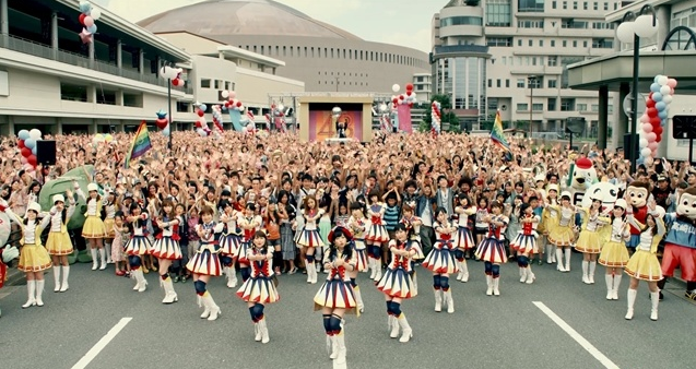 akb0