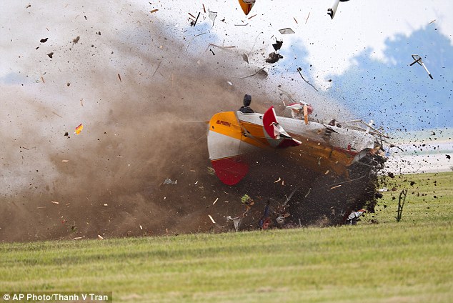 article-2346825-1A7595E3000005DC-482_634x424
