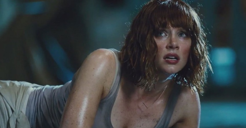 Bryce-dallas-howard-jurassic-world_4-900x468