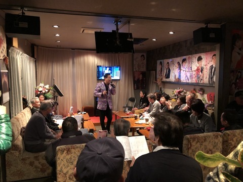 [画像:1a880180-s.jpg]