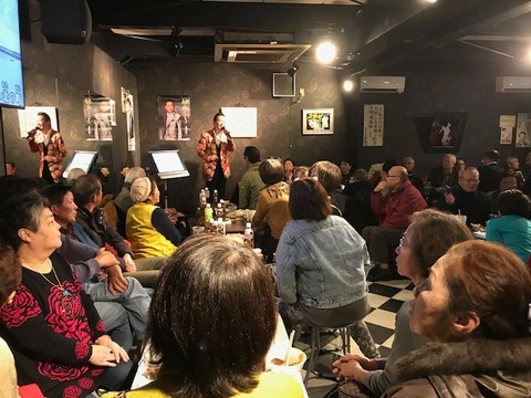 [画像:40c235d0-s.jpg]