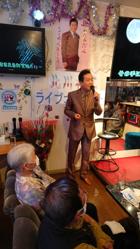 DSC_0000_BURST20211222124025352