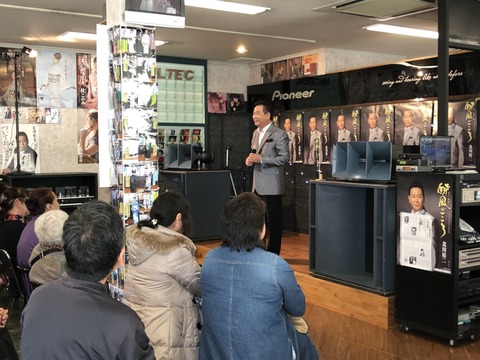 [画像:a16dfbf1-s.jpg]