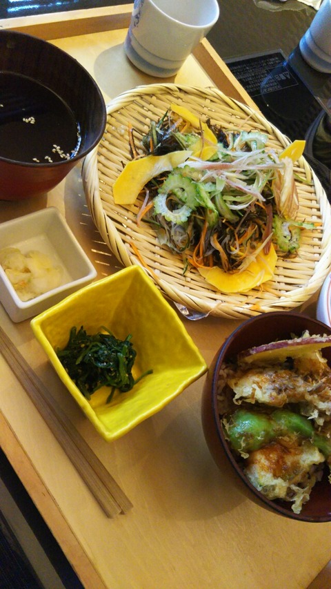 [画像:3927df4f-s.jpg]