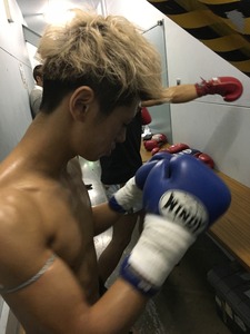 6EAA09CF-D9C6-43DF-B2C6-CB1AAB285C2B