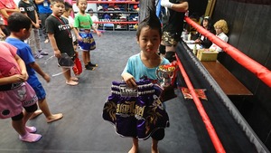 0DBE72FA-2AA4-4752-B63E-2BE843ACA1C6