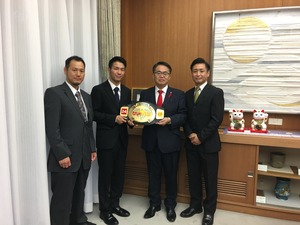 8C7E3320-0764-4A66-81A8-5A58D3164F47