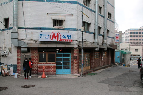 一見、店には見えない