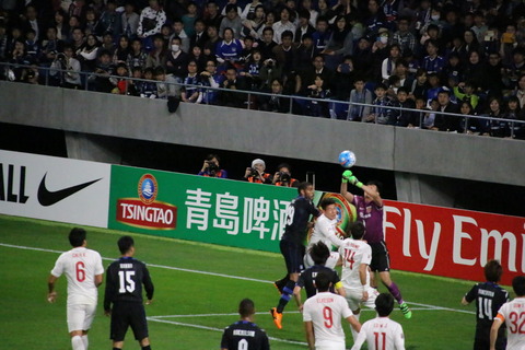 前半8