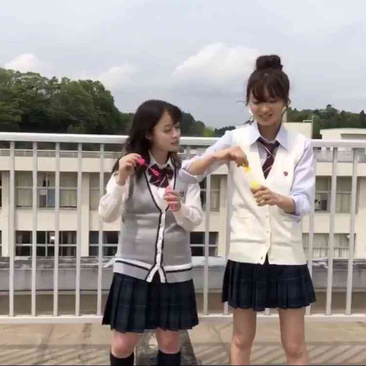 気になったまとめ 画像 橋本環奈の腹 限界を突破する