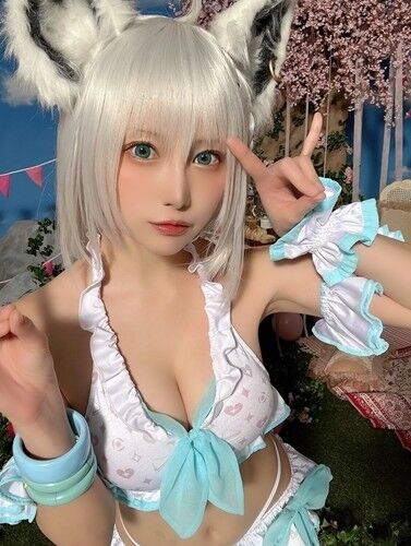 【篠崎こころ】かわいすぎて呼吸するの忘れるレベル【画像20枚】のトップ画像