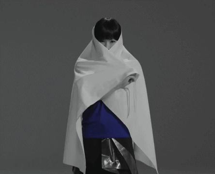 椎名林檎の衣装がセクシー過ぎる件 気になるまとめ速報