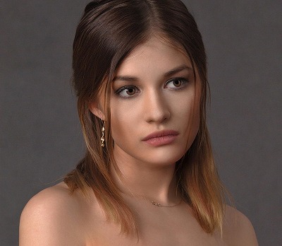 girl-2961959_1280