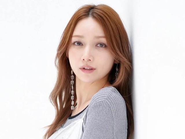 20250511s10041000384000p_view