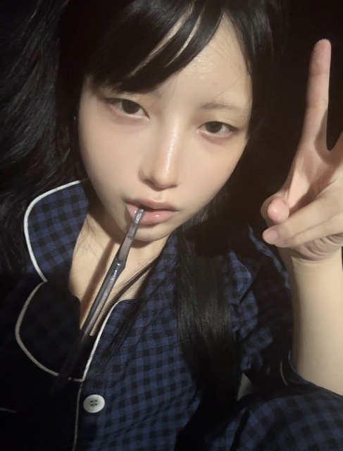 G53zcw7acAApWzw