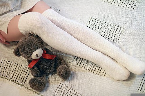 thigh-high-socks-6919054_640
