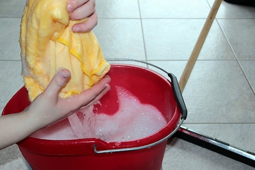 cleaning-bucket-1290940_640