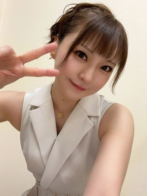 d5772c1590a26732ab936bd1f3ac07ca_1