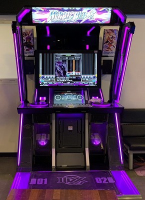 Beatmania_IIDX_27_HEROIC_VERSE_LIGHTNING_MODEL_cabinet