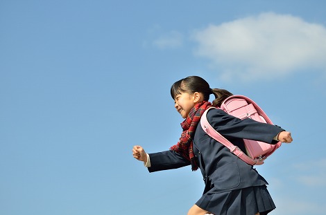 えげつない髪型の男性（７１）、見つかるｗｗｗｗｗｗｗｗ