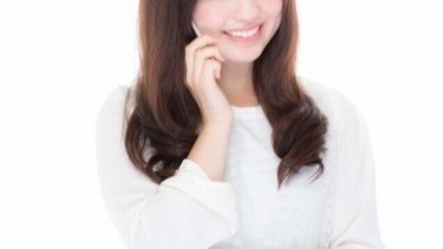 【悲報】美人保育士さん、ガキを黙らせるために警察に通報するフリをして戒告処分