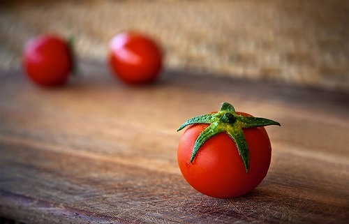 tomato-1205699_640