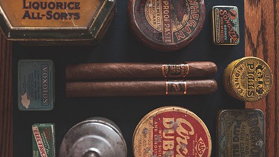 valiant-made--KJYZPKYdDM-unsplash