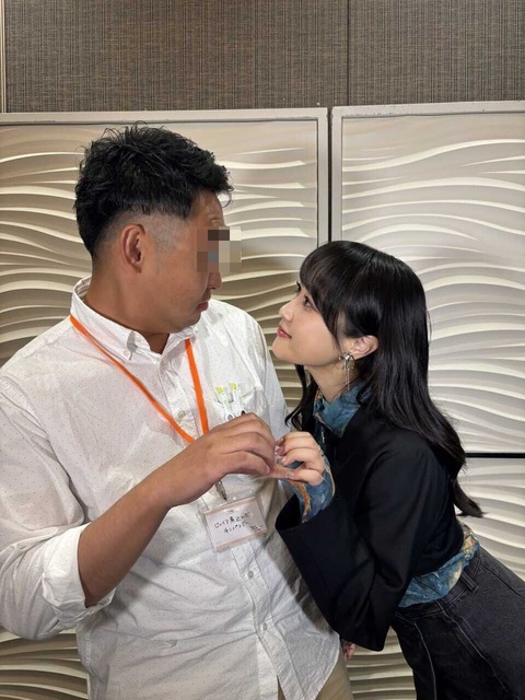 G2Y9kedbMAcFLYp