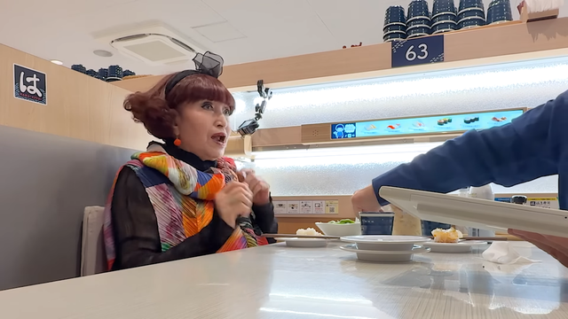 【驚愕の食べっぷり!?】徹子がはま寿司で回転寿司を爆食! 00-05-40.81