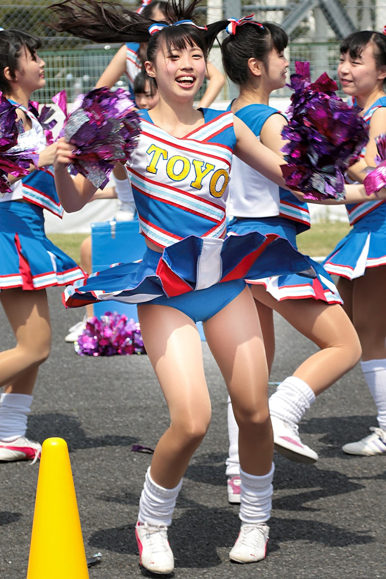 大学チアガール 写真 | チアリーダー 写真 – TGTCE