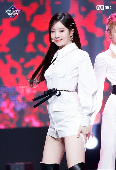 Dahyun-Twice-Up-No-More-MCD-2020-1029-13t