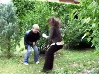 Р–РµРЅС‰РёРЅС‹ Karate groin Kick