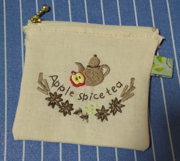 フランス刺繍は少しずつ上達しています！