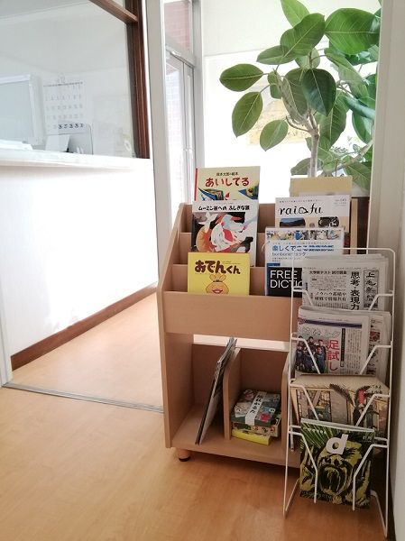 新しい本棚