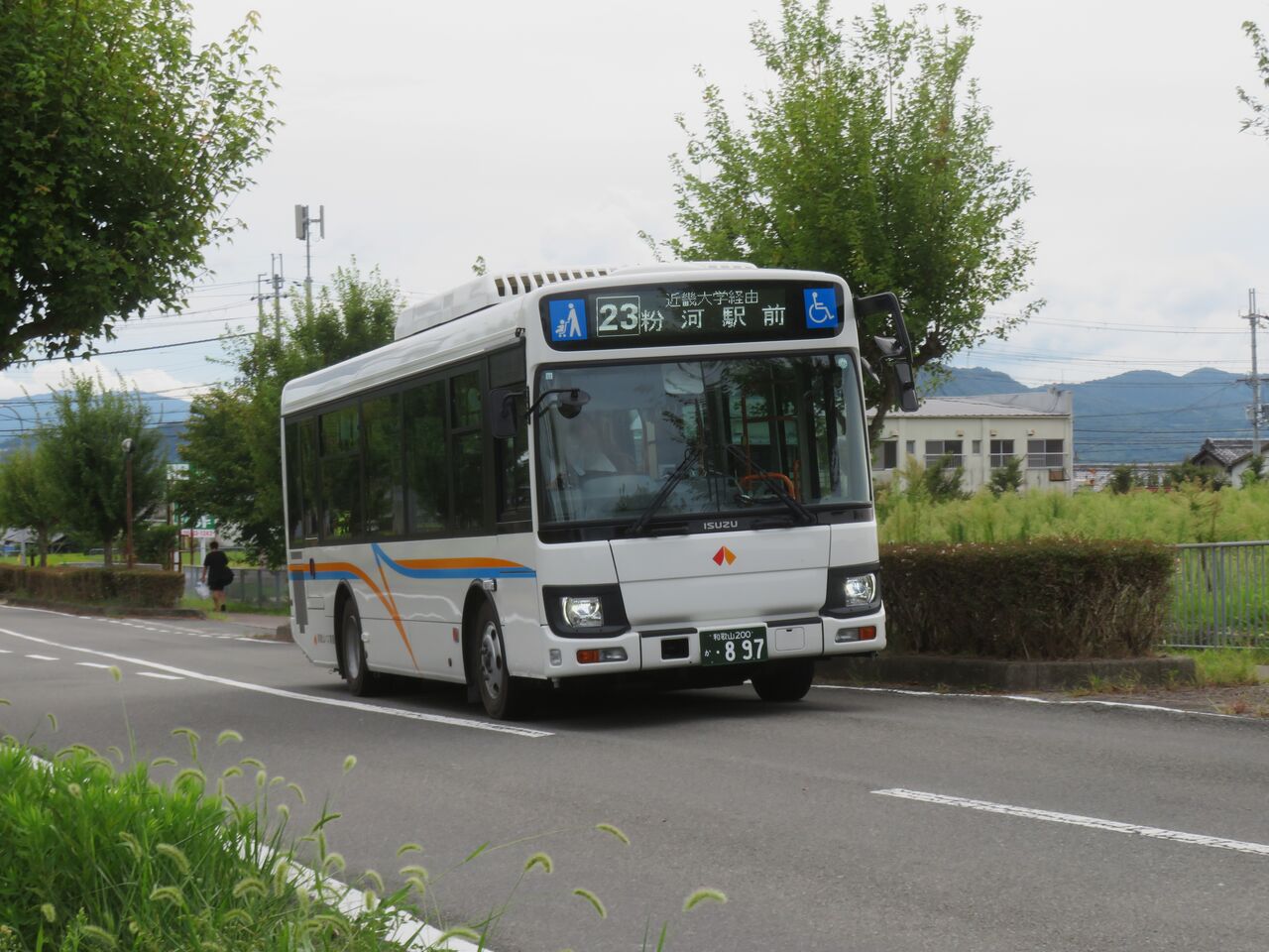 和歌山バス那賀 897号車 : きのくに車庫前
