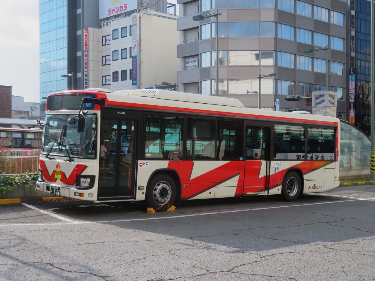 パパス 和歌山バス 866号車 : きのくに車庫前