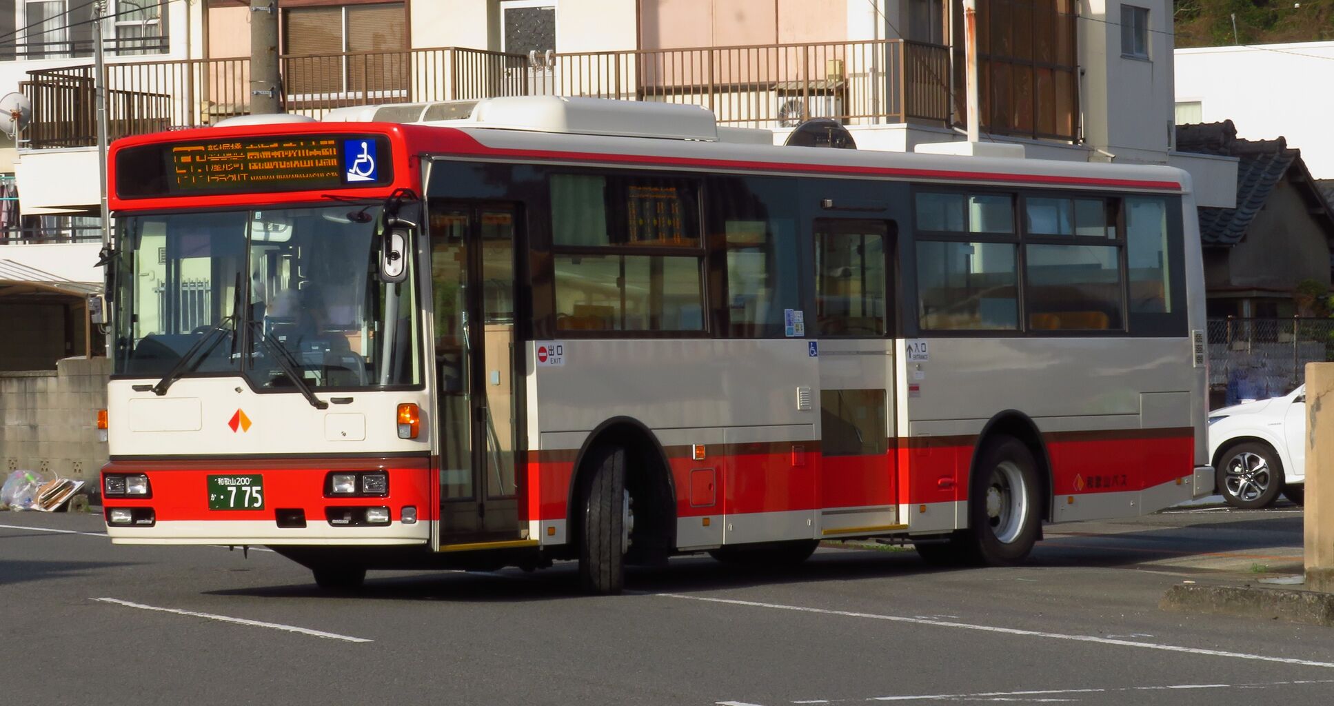 和歌山バス 775号車 きのくに車庫前