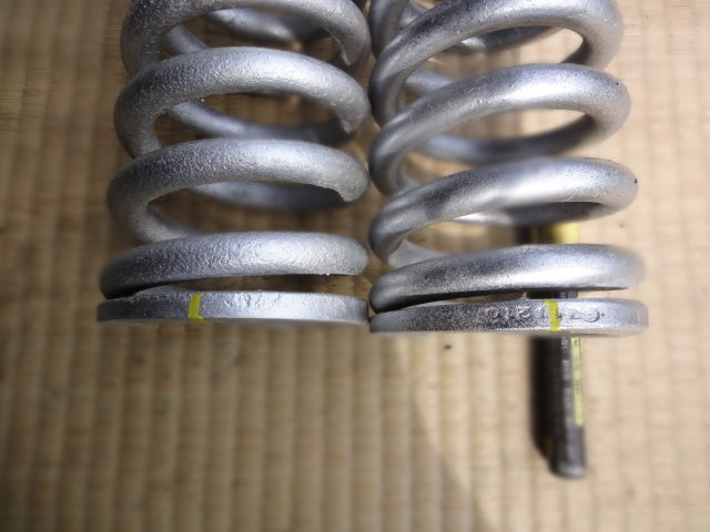 Datsun 510 リア車高アップ スプリング考察も 鉄クズ達のメモ帳