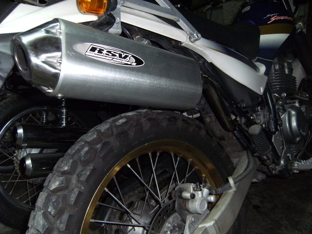 シェルパ 社外マフラー装着 : 鉄クズ達のメモ帳・・・・・・・。
